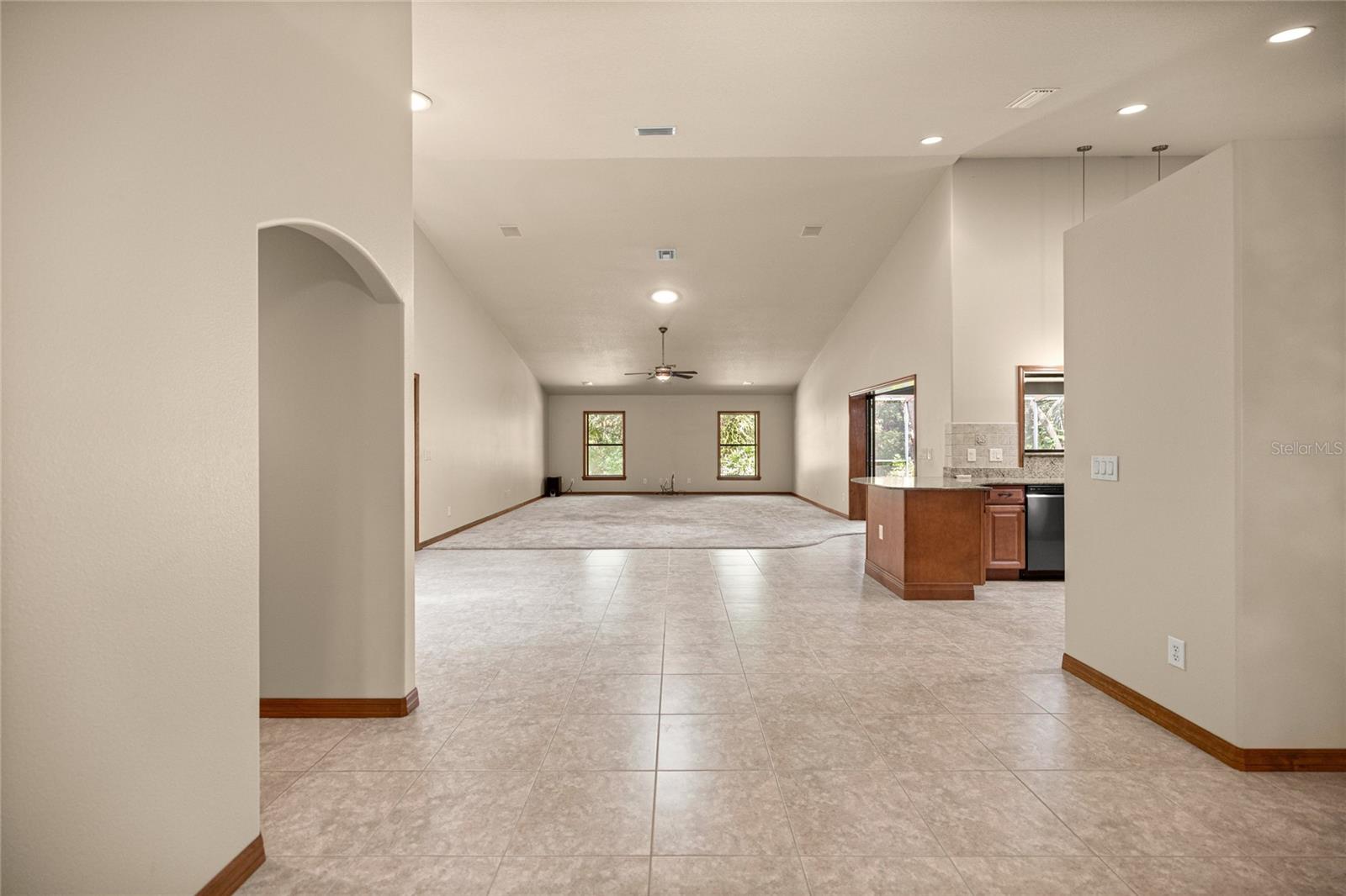 5889 NE 43RD LANE RD, SILVER SPRINGS, FL, 34488