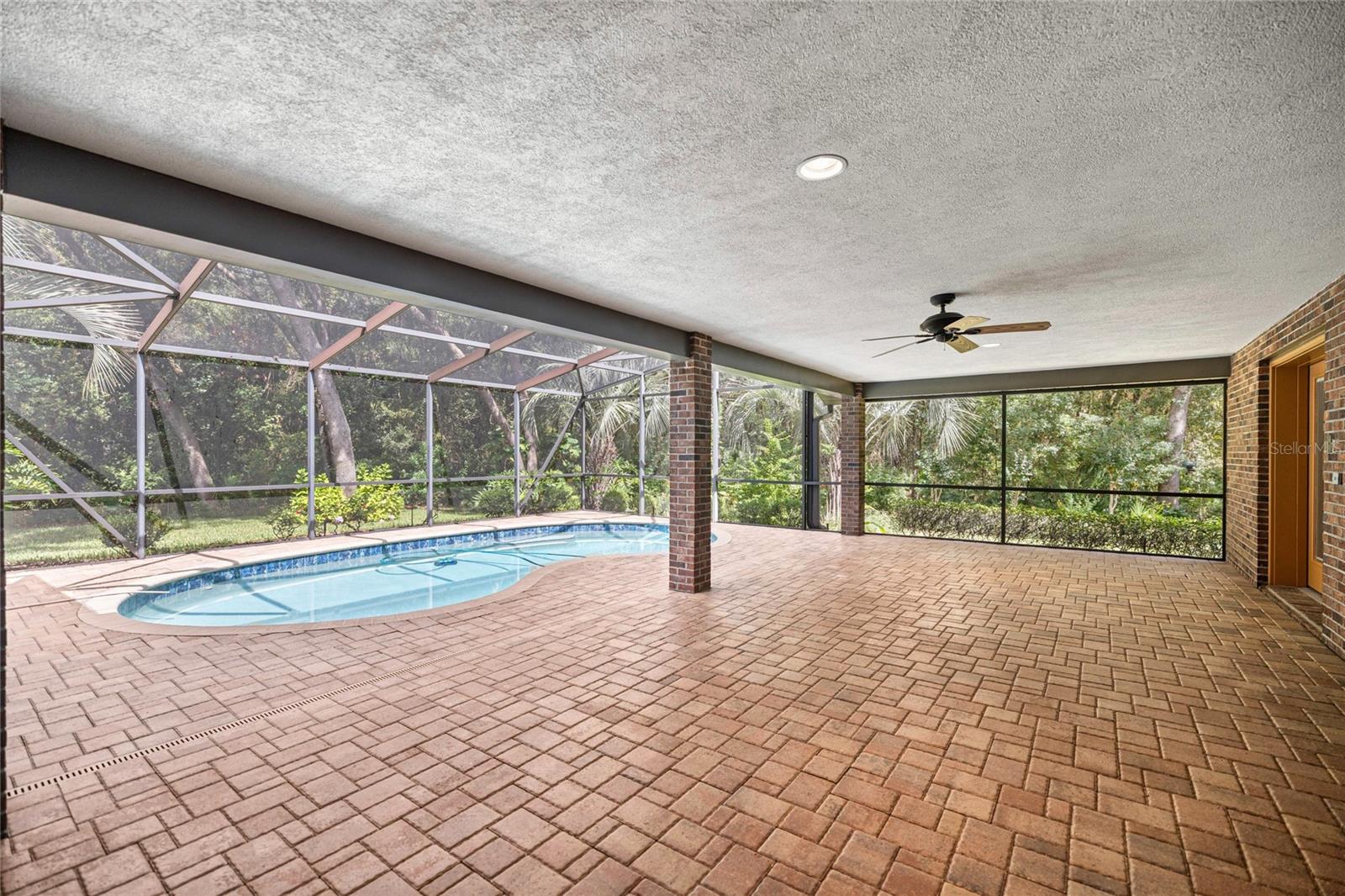 5889 NE 43RD LANE RD, SILVER SPRINGS, FL, 34488