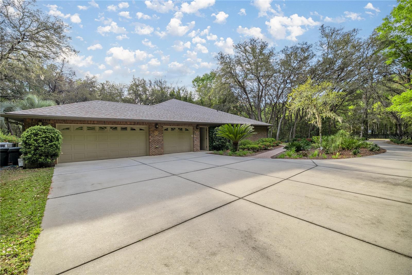 5889 NE 43RD LANE RD, SILVER SPRINGS, FL, 34488
