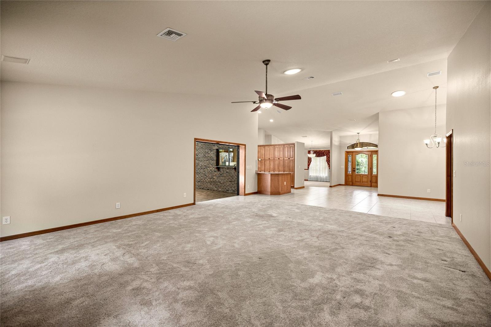 5889 NE 43RD LANE RD, SILVER SPRINGS, FL, 34488