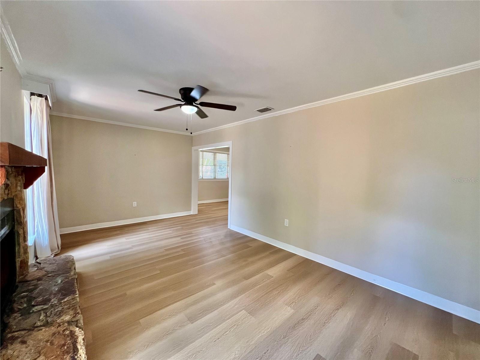 1208 E HANNA AVE, TAMPA, FL, 33604