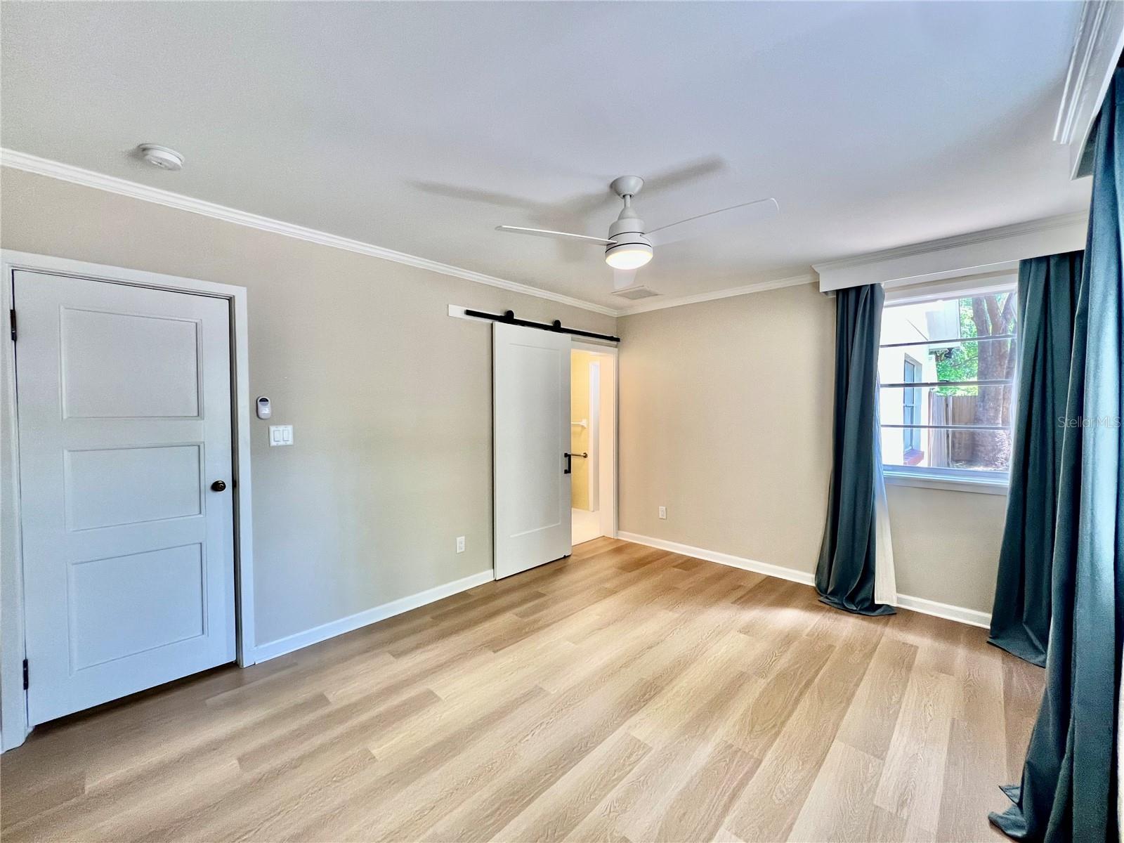 1208 E HANNA AVE, TAMPA, FL, 33604