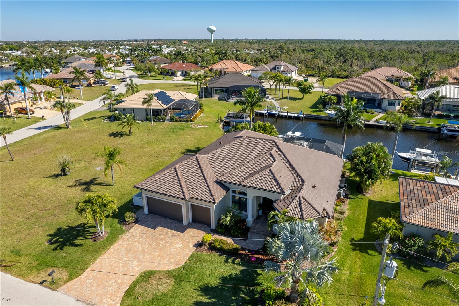 347 PORTOFINO DR, PUNTA GORDA, FL, 33950