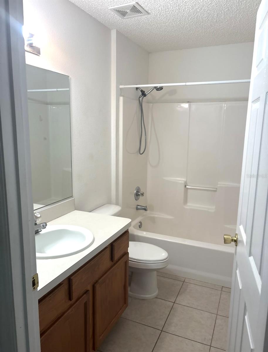 22 PINE GROVE DR, PALM COAST, FL, 32164