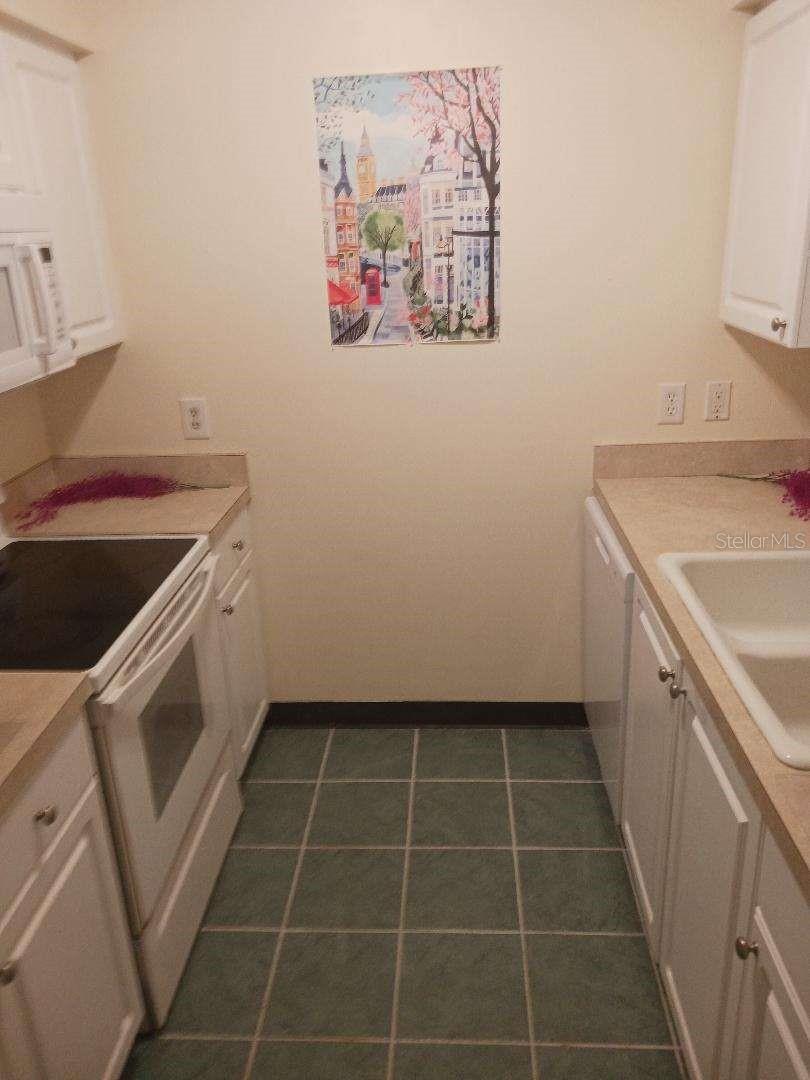 2716 HIDDEN LAKE BLVD #C-1, SARASOTA, FL, 34237