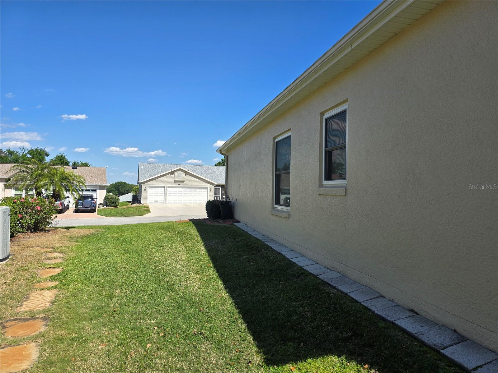 5008 SAWGRASS LAKE CIR, LEESBURG, FL, 34748