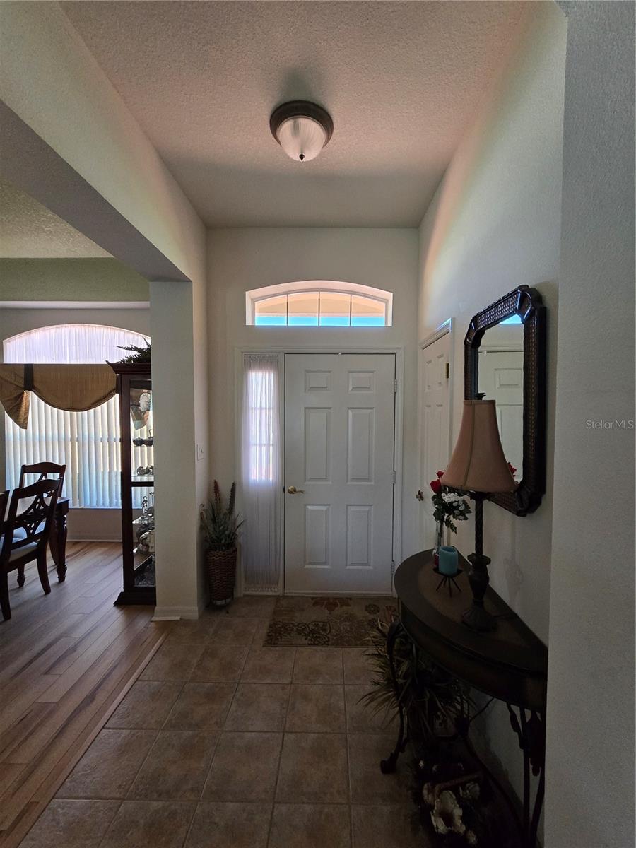 5008 SAWGRASS LAKE CIR, LEESBURG, FL, 34748