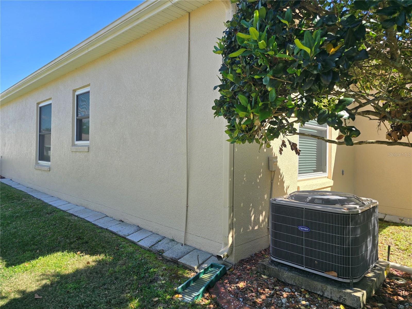 5008 SAWGRASS LAKE CIR, LEESBURG, FL, 34748