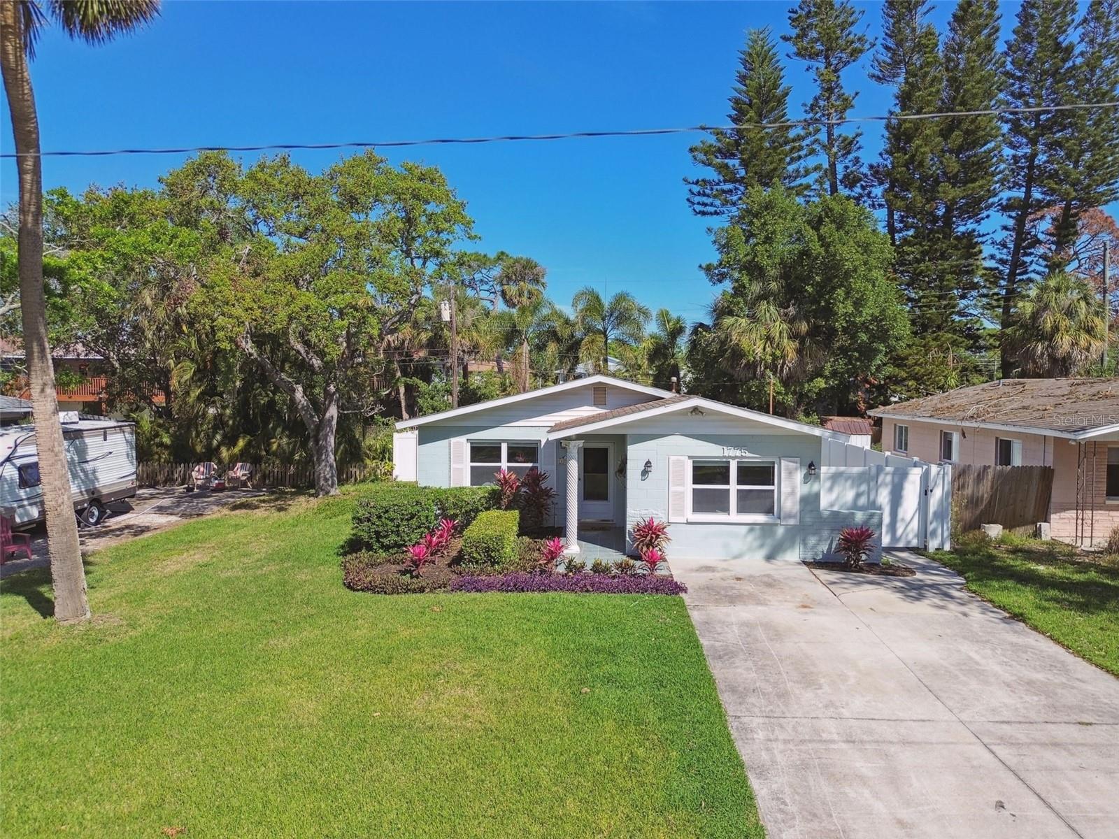1775 MICHIGAN AVE NE, ST PETERSBURG, FL, 33703