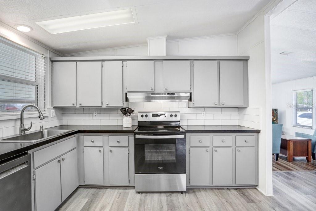 38710 GRANGER LN, ZEPHYRHILLS, FL, 33542