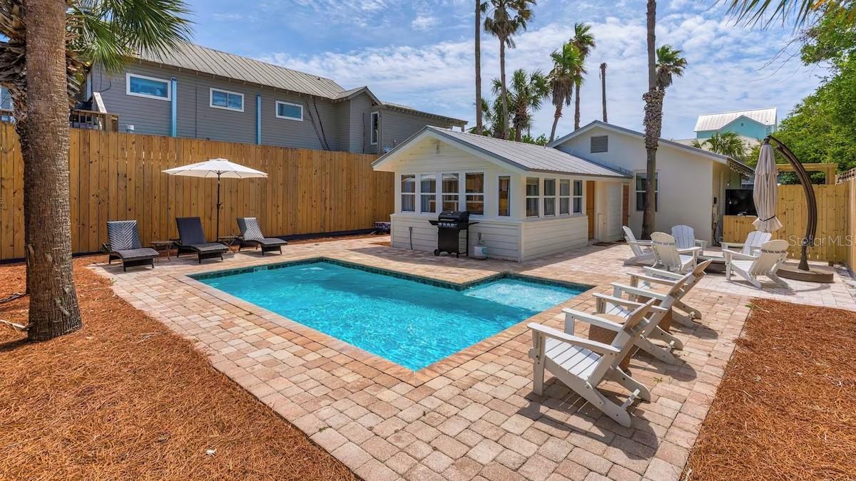 535 DEFUNIAK ST, SANTA ROSA BEACH, FL, 32459