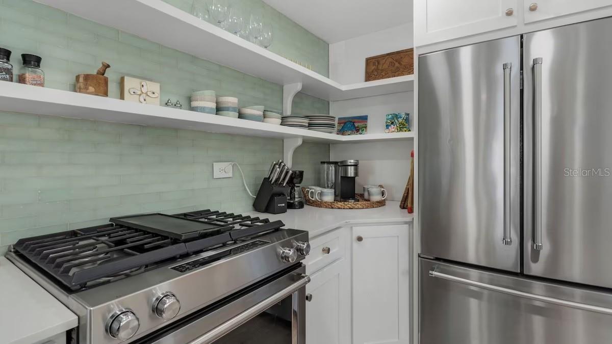 535 DEFUNIAK ST, SANTA ROSA BEACH, FL, 32459