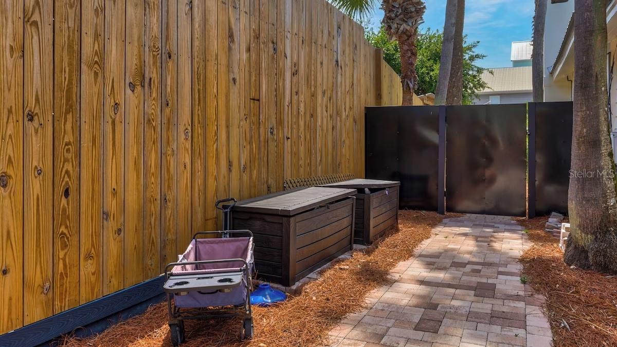 535 DEFUNIAK ST, SANTA ROSA BEACH, FL, 32459