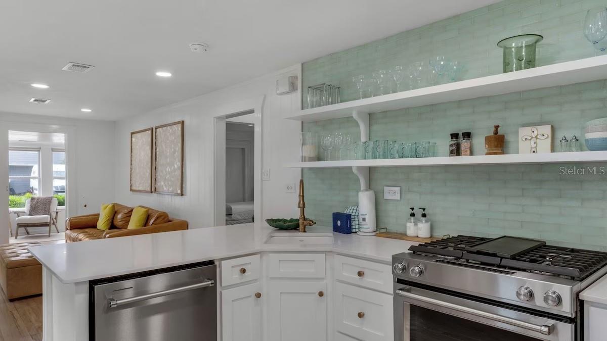 535 DEFUNIAK ST, SANTA ROSA BEACH, FL, 32459