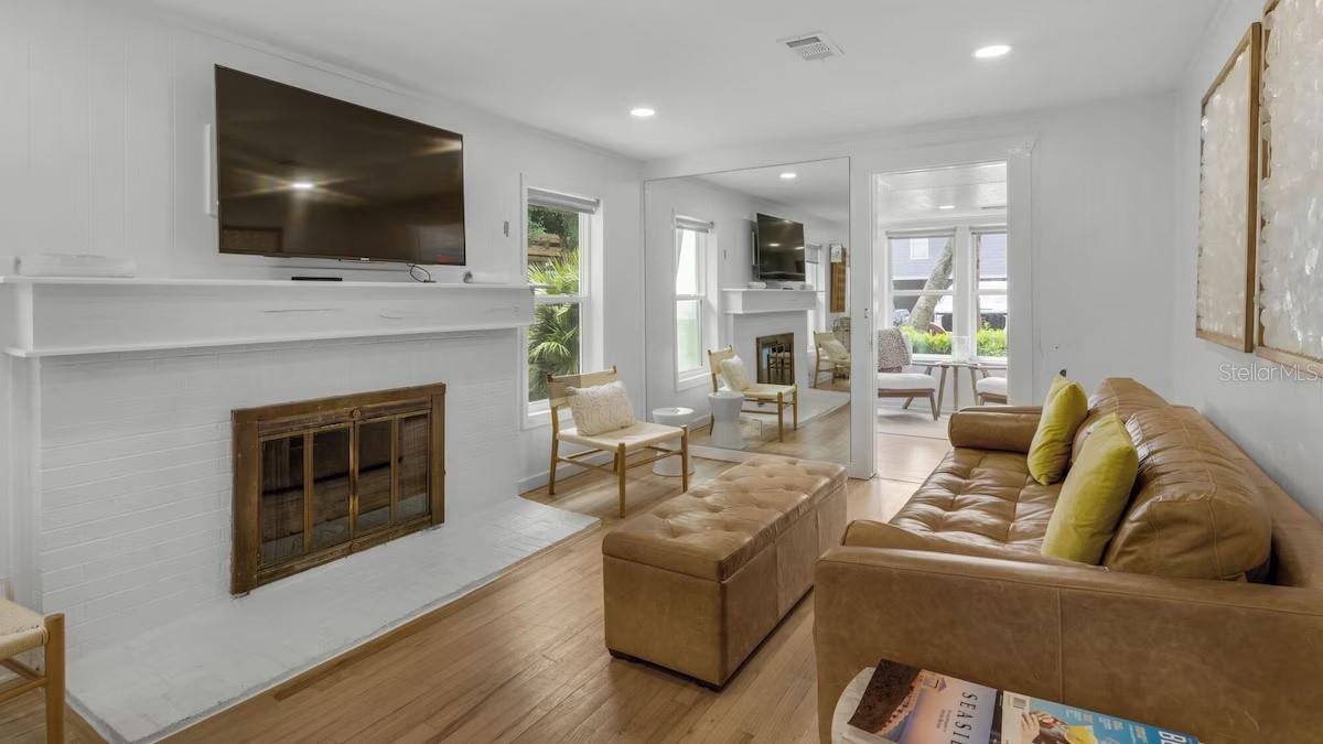 535 DEFUNIAK ST, SANTA ROSA BEACH, FL, 32459