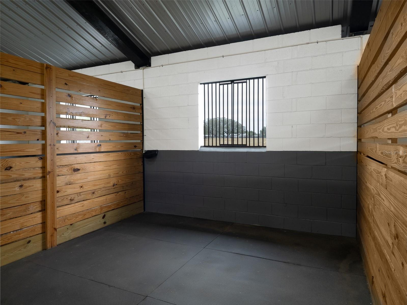 OM698232 Property Photo