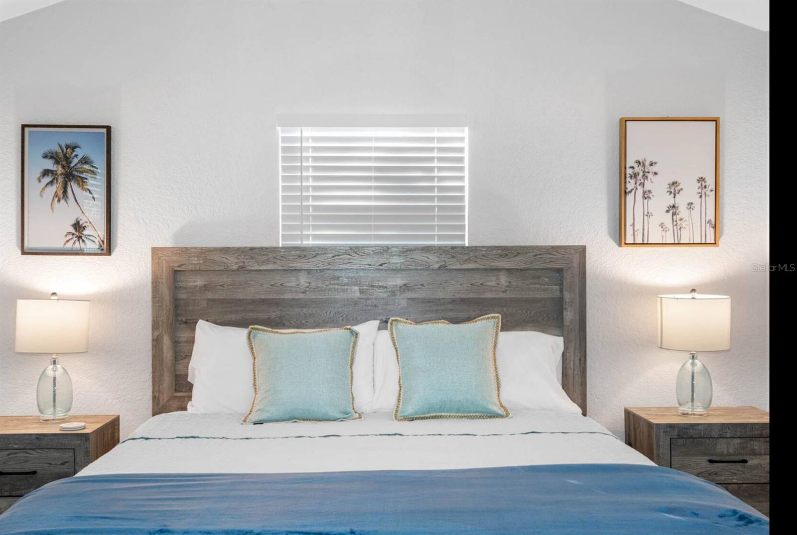 7202 8TH AVE N, ST PETERSBURG, FL, 33710