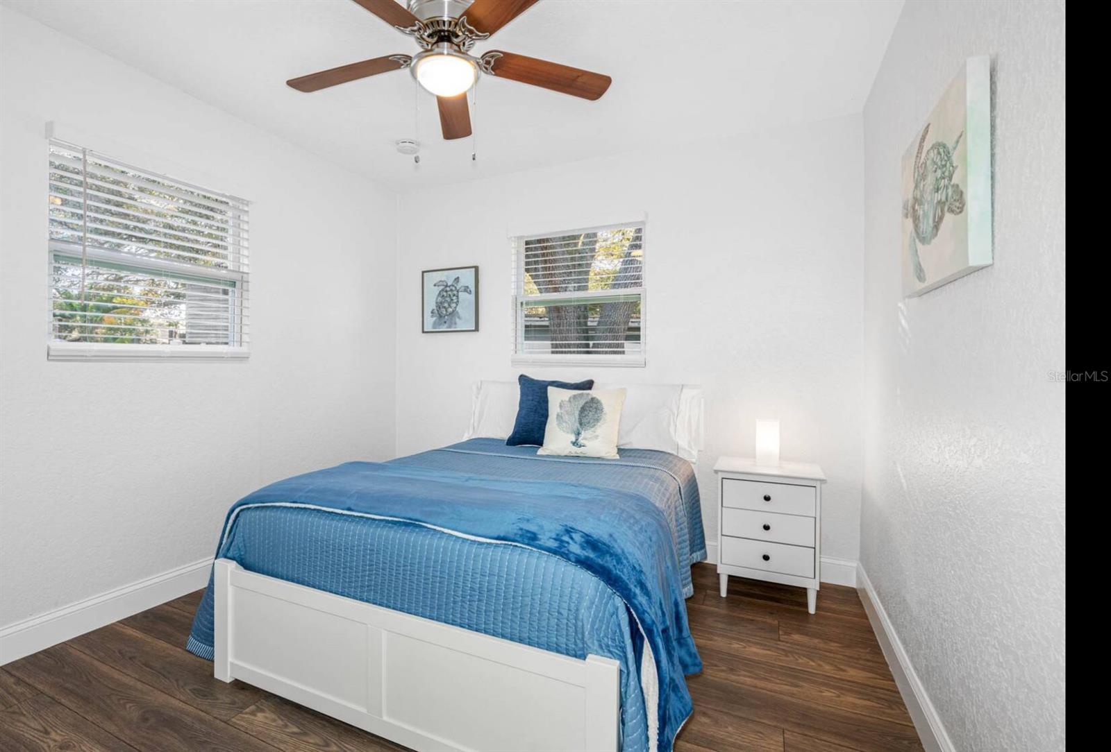 7202 8TH AVE N, ST PETERSBURG, FL, 33710