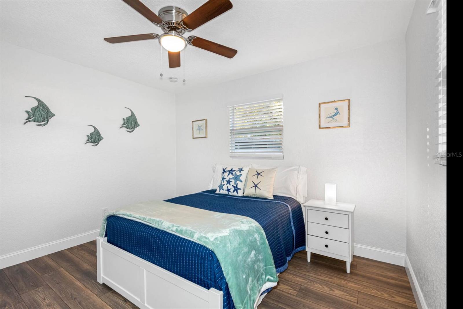 7202 8TH AVE N, ST PETERSBURG, FL, 33710