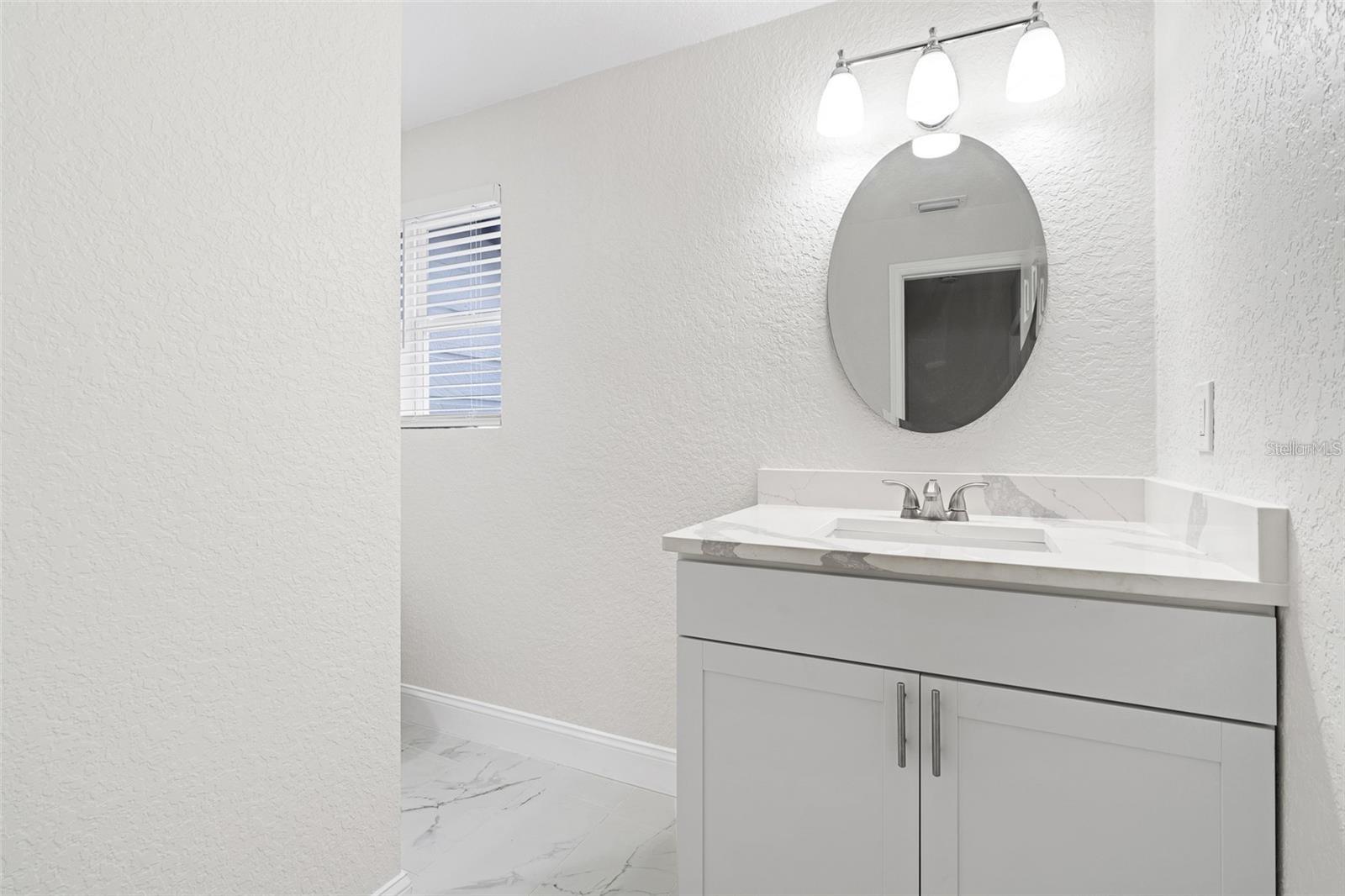 7202 8TH AVE N, ST PETERSBURG, FL, 33710