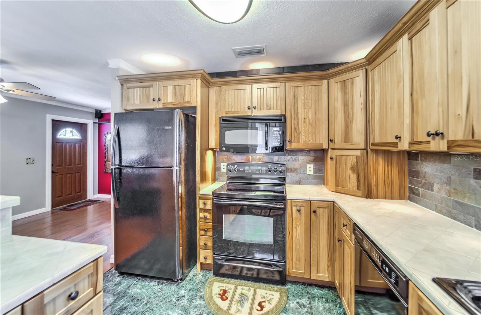1011 N MARYLAND AVE, PLANT CITY, FL, 33563