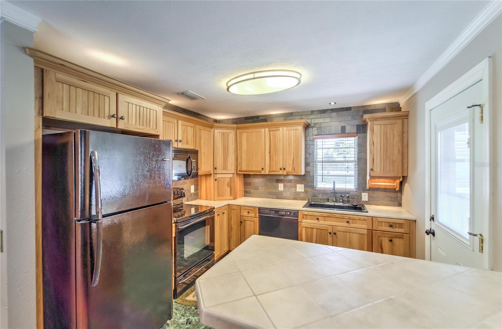 1011 N MARYLAND AVE, PLANT CITY, FL, 33563