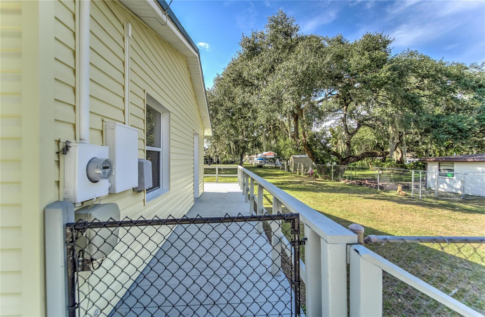 1011 N MARYLAND AVE, PLANT CITY, FL, 33563