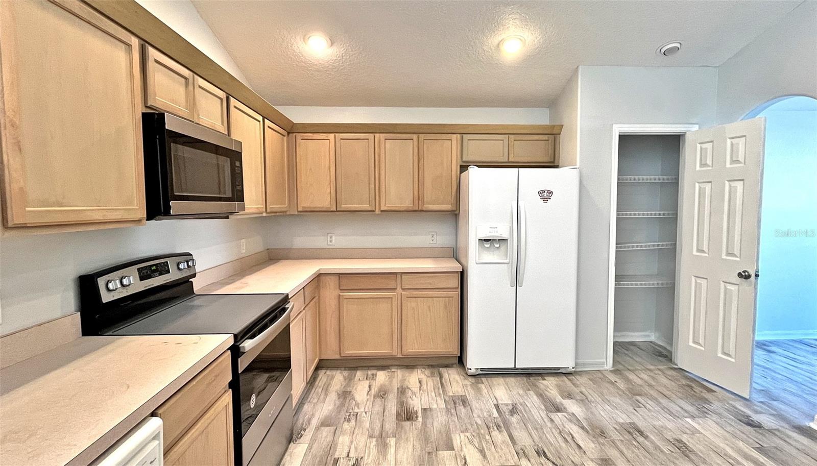 337 SILVER PALMS CIR, DAVENPORT, FL, 33837