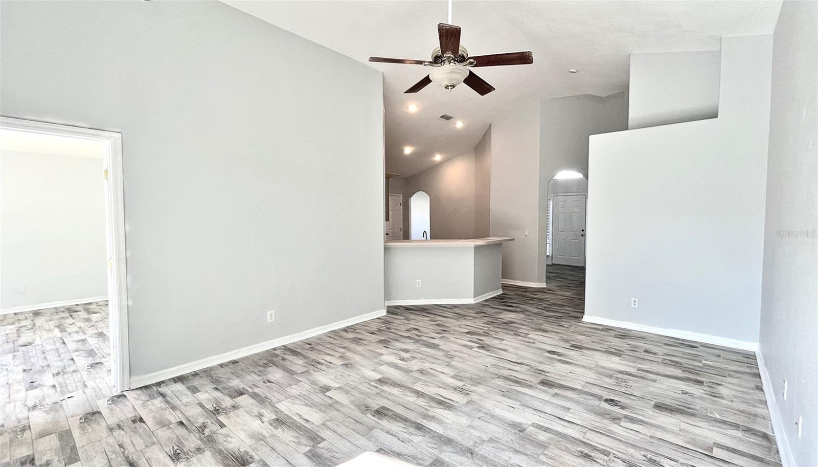 337 SILVER PALMS CIR, DAVENPORT, FL, 33837