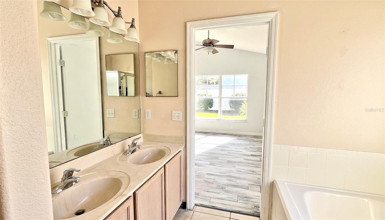 337 SILVER PALMS CIR, DAVENPORT, FL, 33837