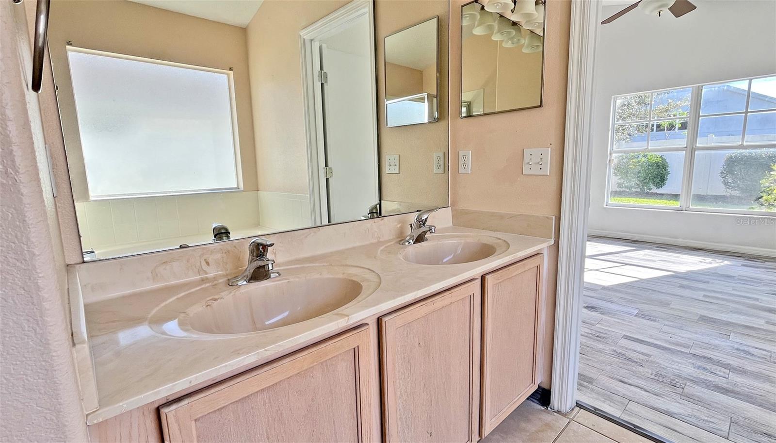337 SILVER PALMS CIR, DAVENPORT, FL, 33837