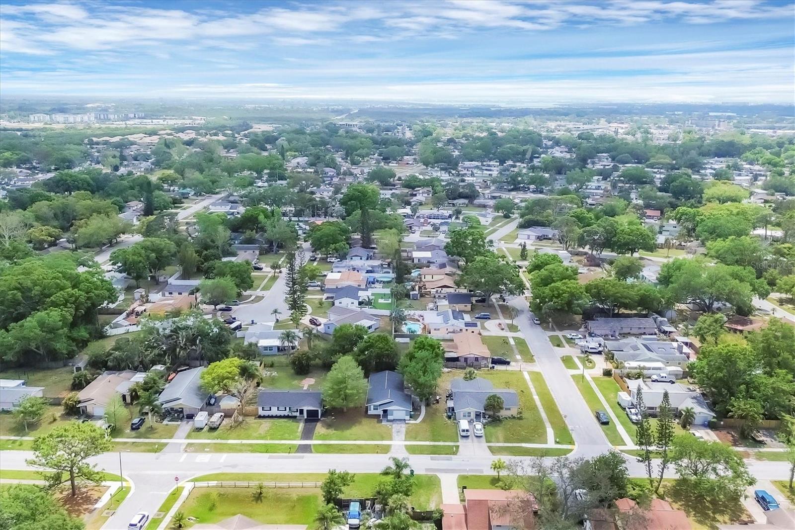 8470 MAGNOLIA DR, SEMINOLE, FL, 33777