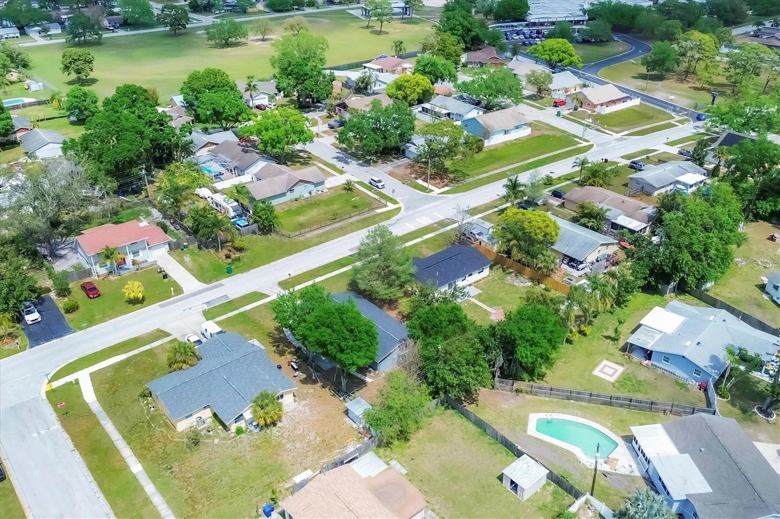8470 MAGNOLIA DR, SEMINOLE, FL, 33777