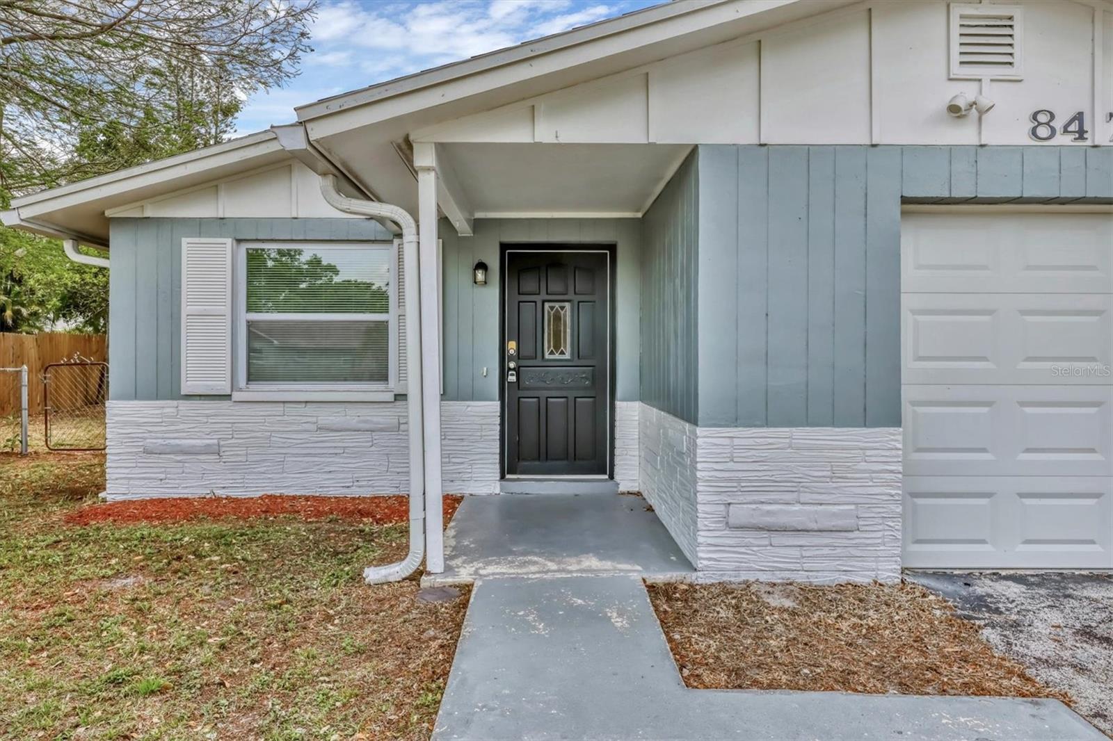 8470 MAGNOLIA DR, SEMINOLE, FL, 33777