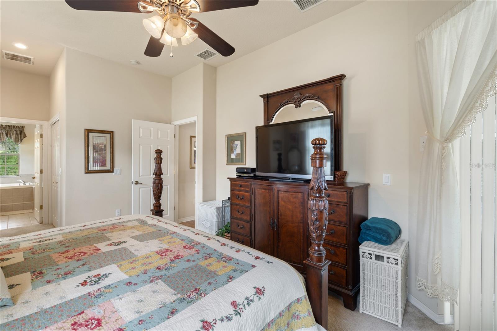 7511 MELOGOLD CIR, LAND O LAKES, FL, 34637