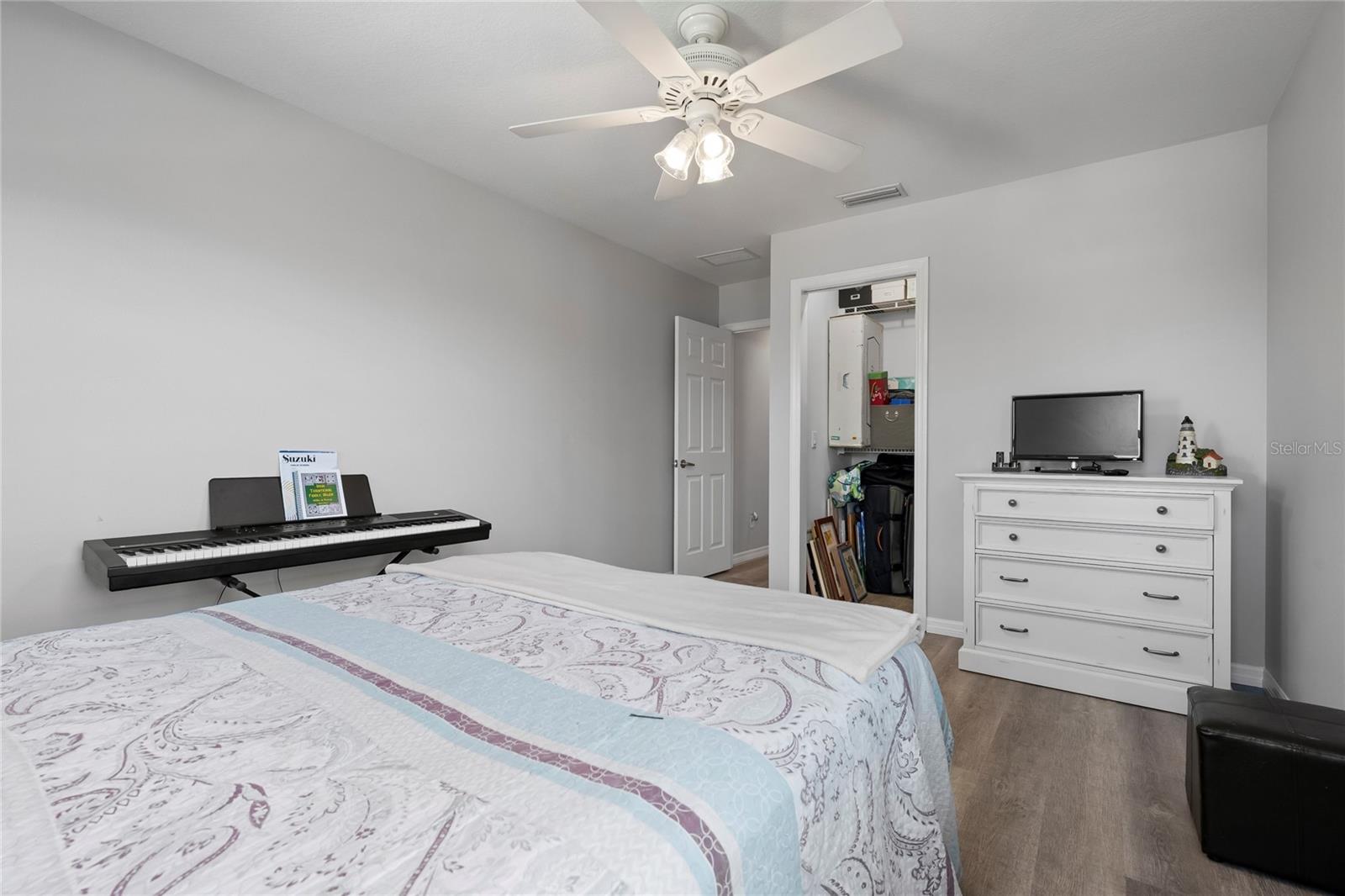 915 CITRUS RD, VENICE, FL, 34293