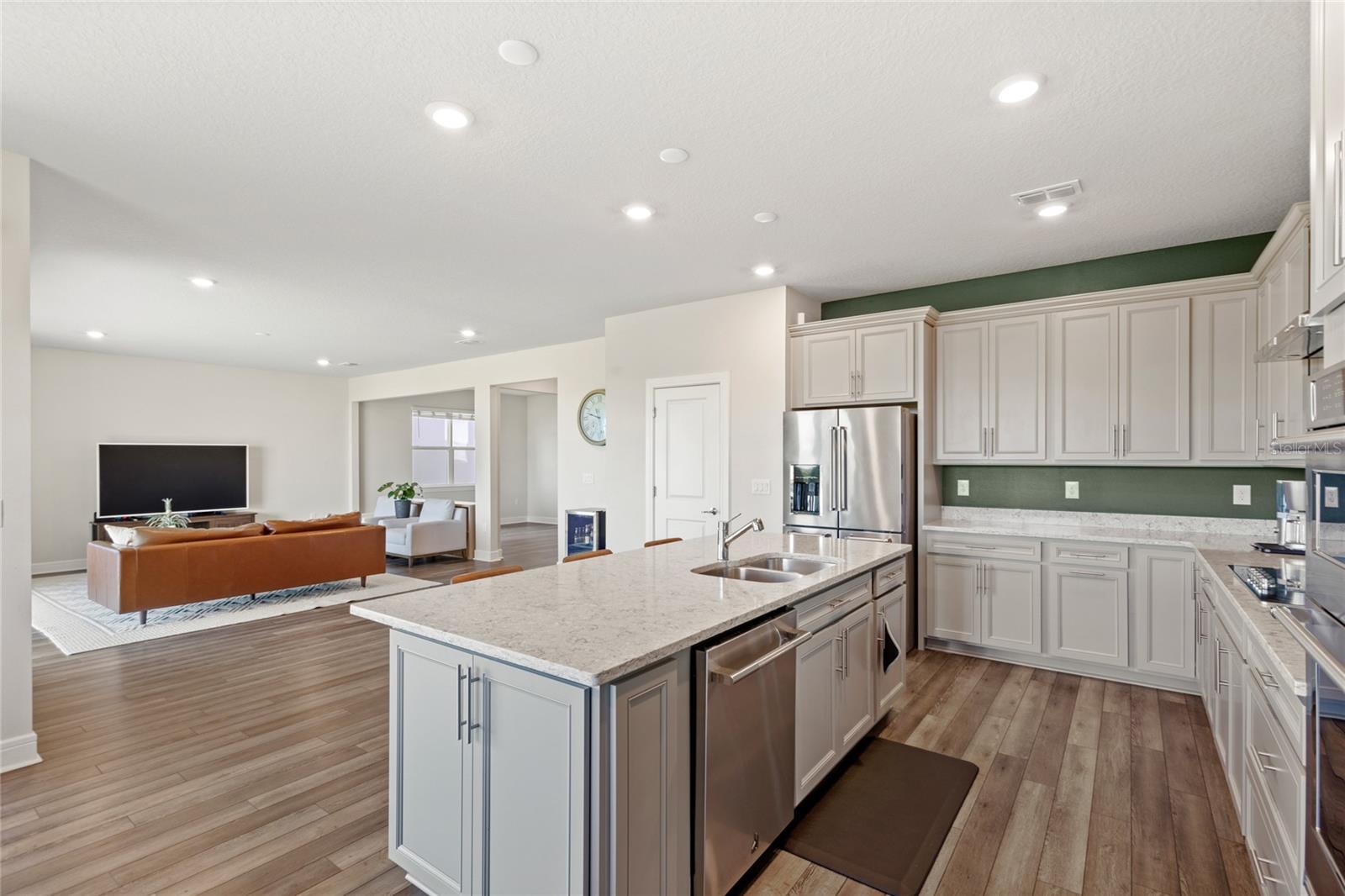 4528 GLIDING WAVE ST, WINTER GARDEN, FL, 34787