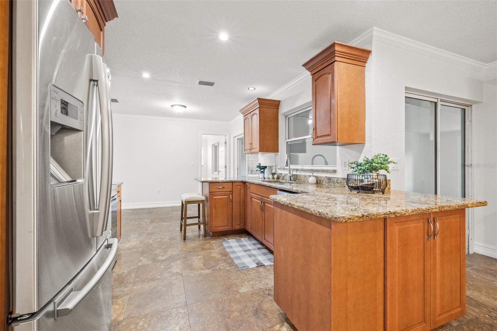 2214 WILSHIRE DR, DUNEDIN, FL, 34698