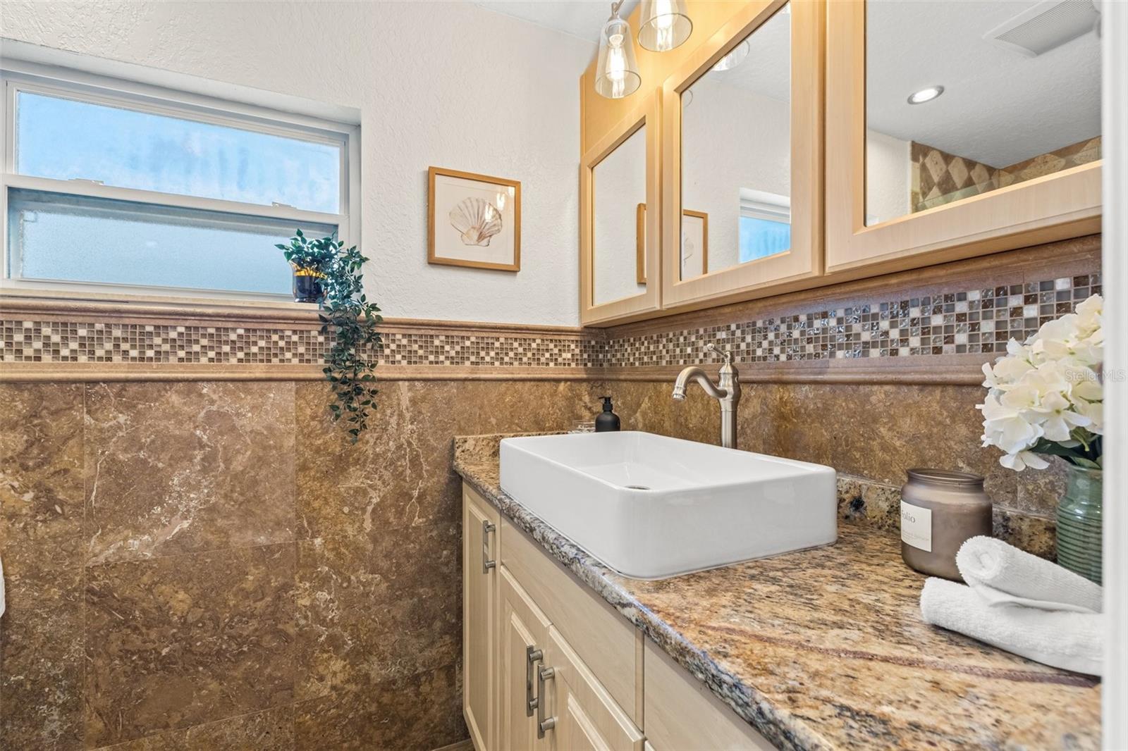2214 WILSHIRE DR, DUNEDIN, FL, 34698