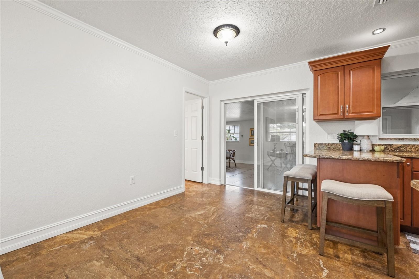 2214 WILSHIRE DR, DUNEDIN, FL, 34698