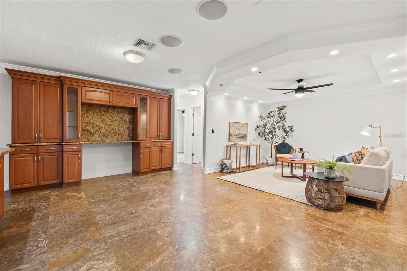 2214 WILSHIRE DR, DUNEDIN, FL, 34698