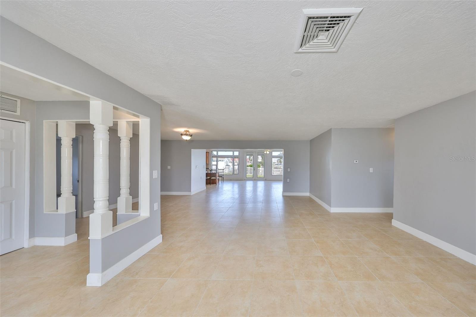 710 116TH AVE, TREASURE ISLAND, FL, 33706