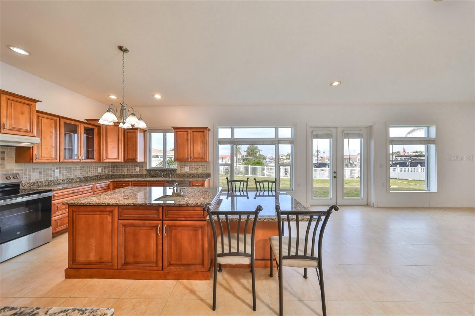 710 116TH AVE, TREASURE ISLAND, FL, 33706