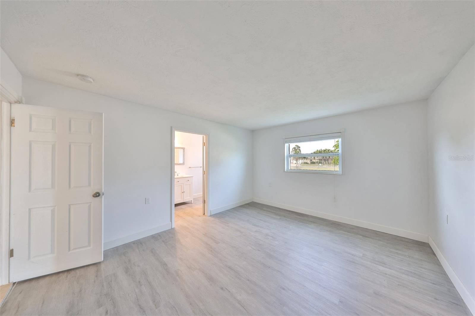 710 116TH AVE, TREASURE ISLAND, FL, 33706