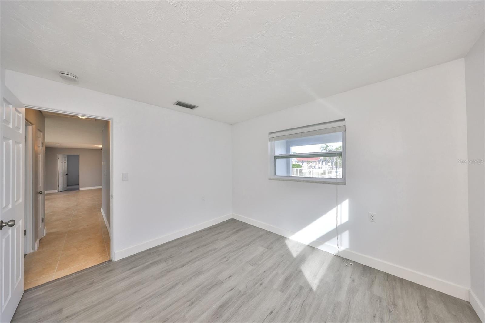 710 116TH AVE, TREASURE ISLAND, FL, 33706