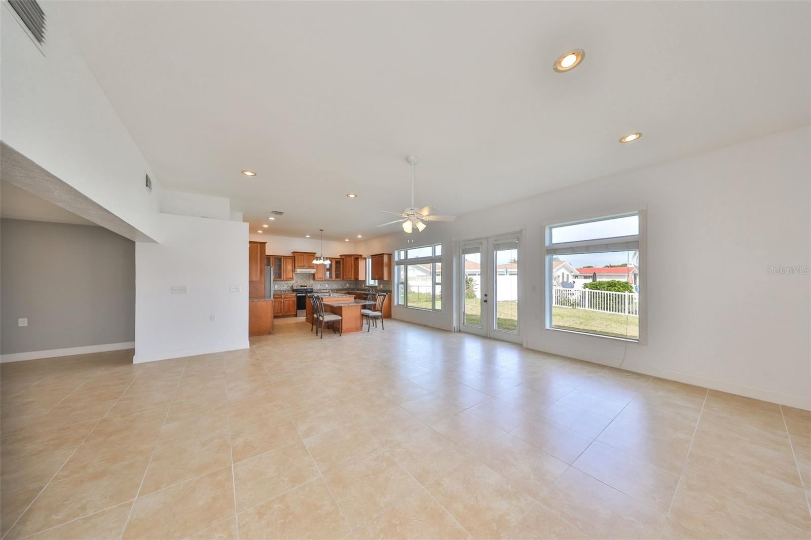 710 116TH AVE, TREASURE ISLAND, FL, 33706