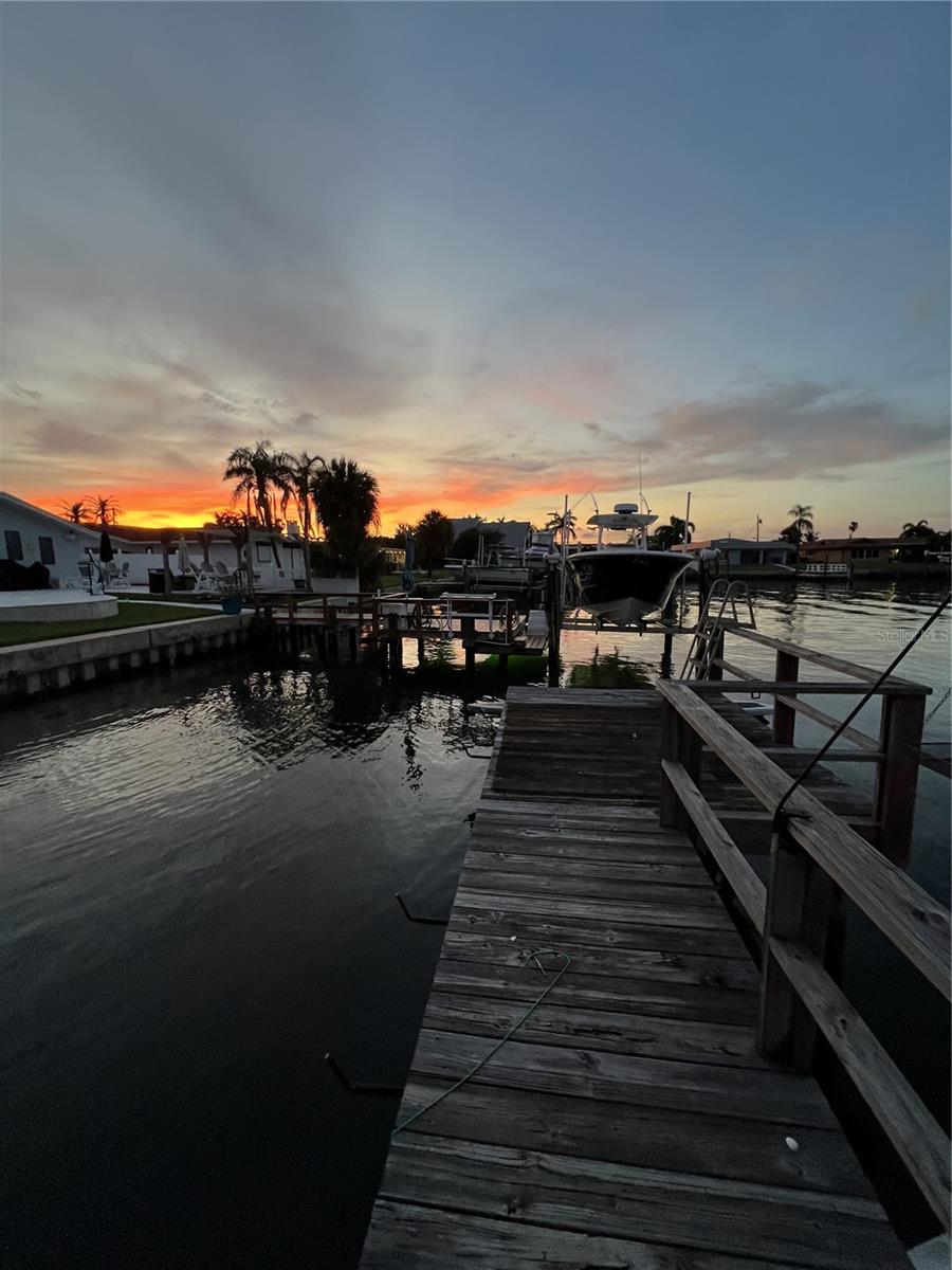710 116TH AVE, TREASURE ISLAND, FL, 33706