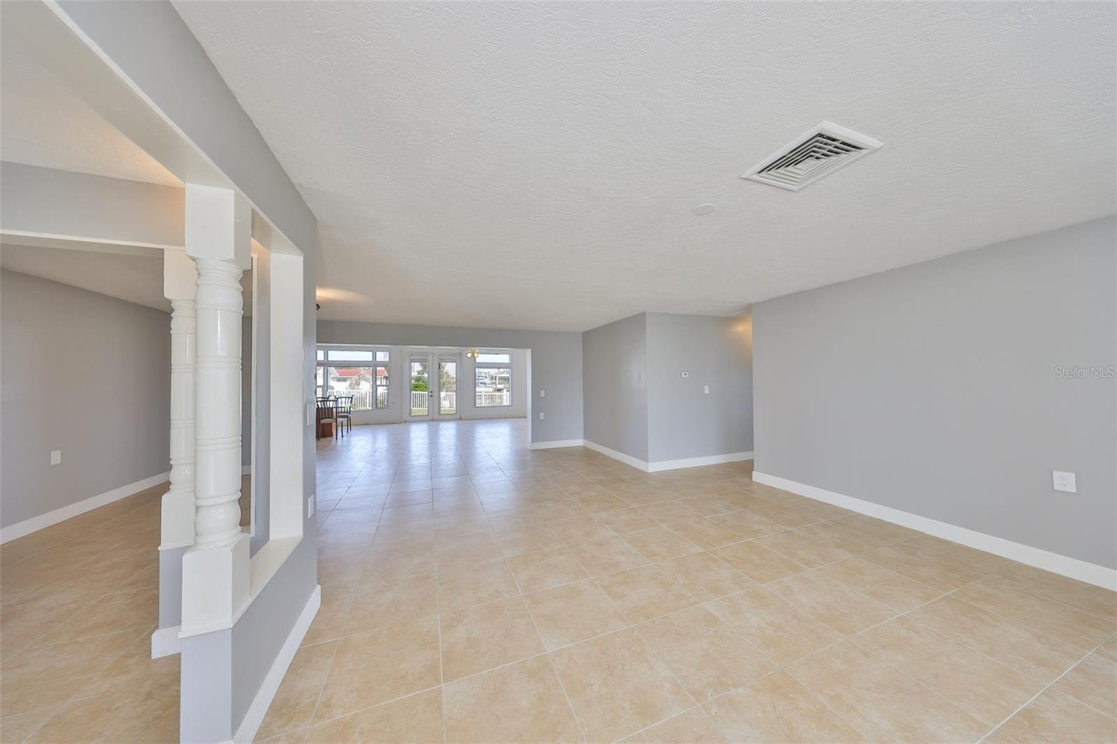 710 116TH AVE, TREASURE ISLAND, FL, 33706