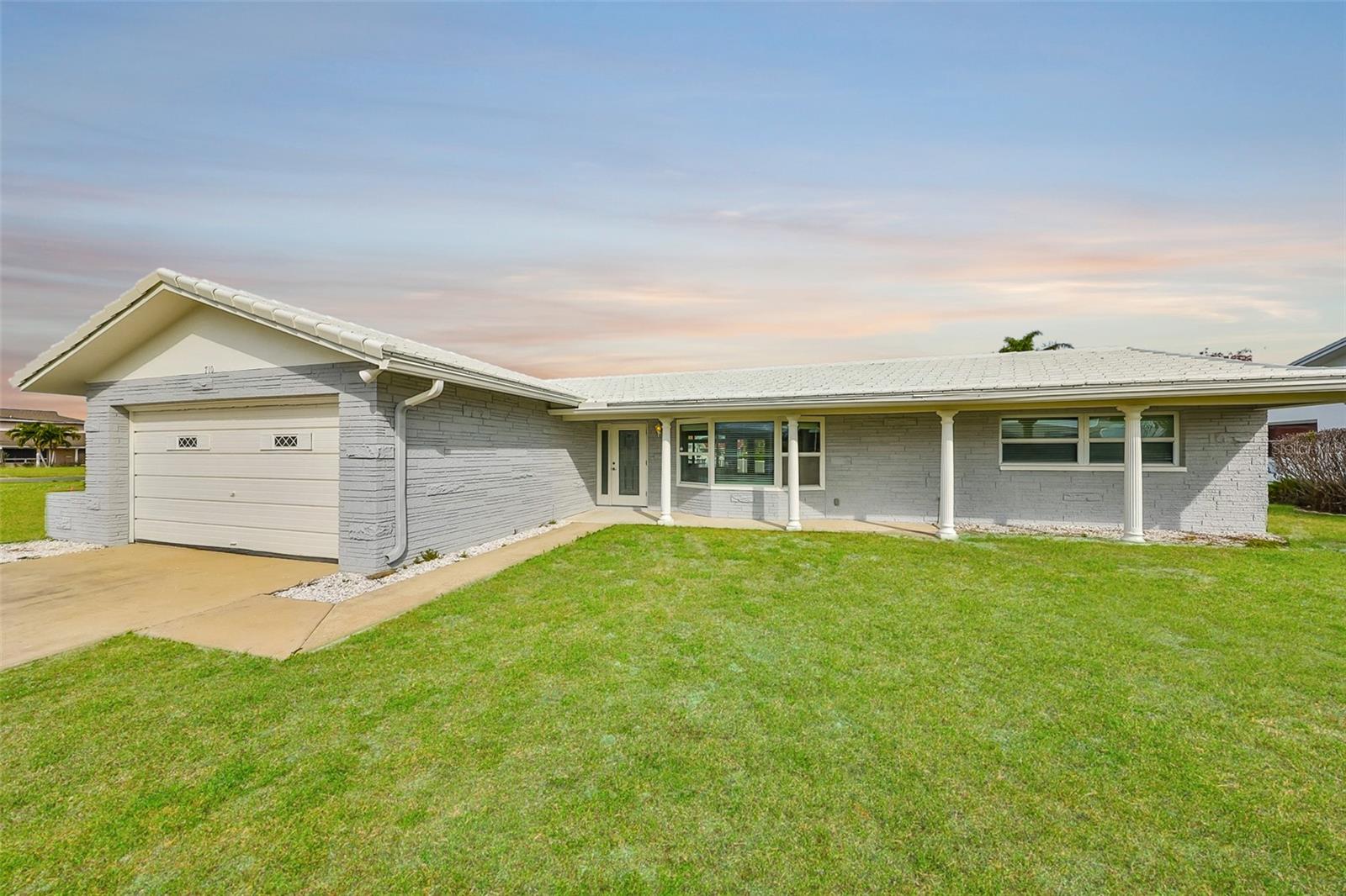 710 116TH AVE, TREASURE ISLAND, FL, 33706