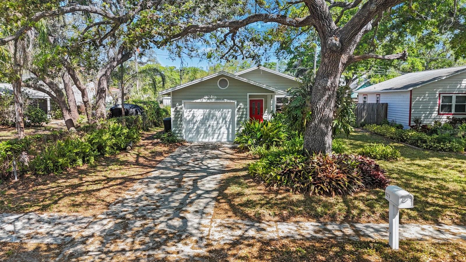 821 6TH ST S, SAFETY HARBOR, FL, 34695